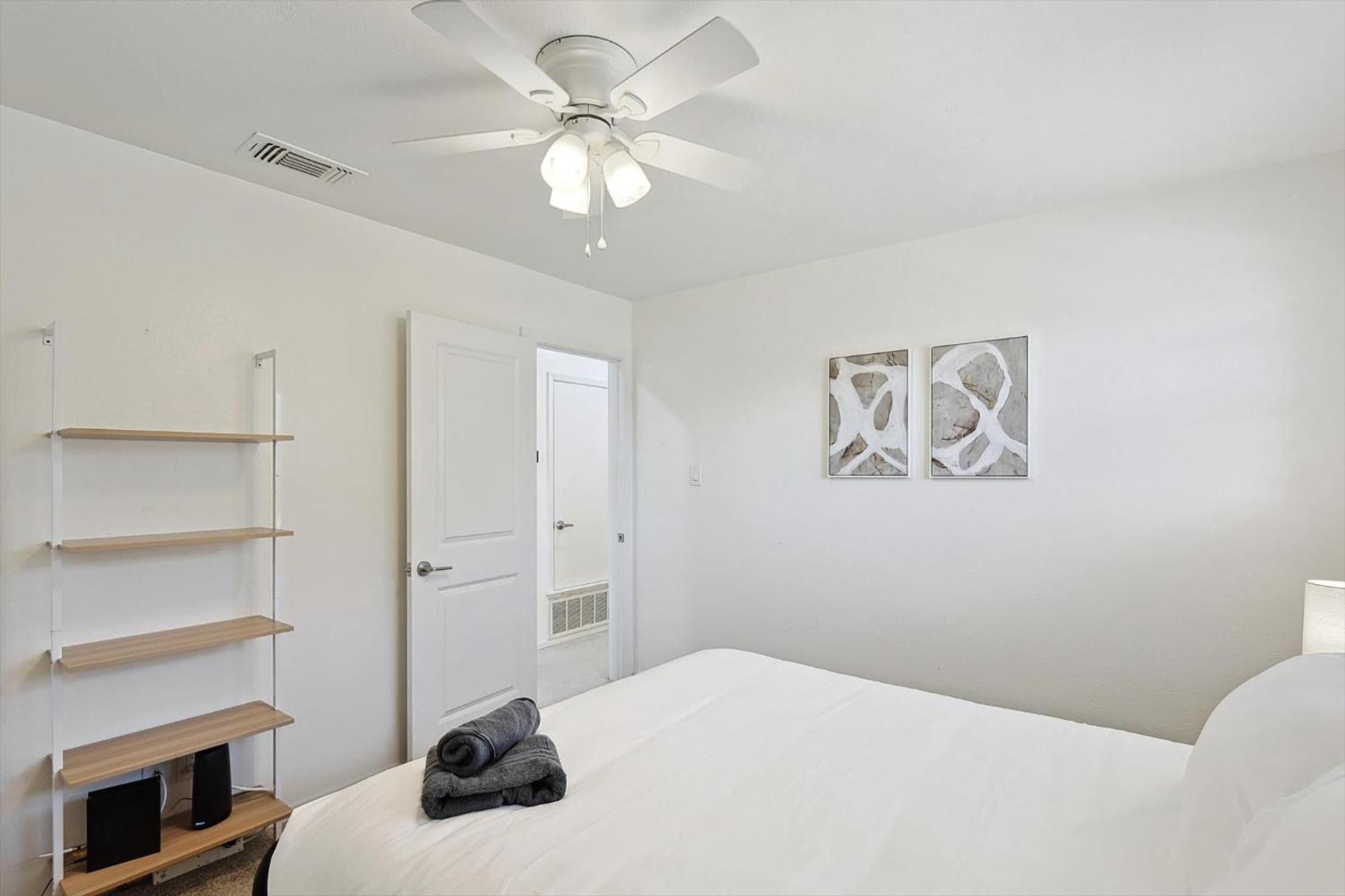 Spectacular 6br 2,5ba With Pool Сasa de vacaciones *