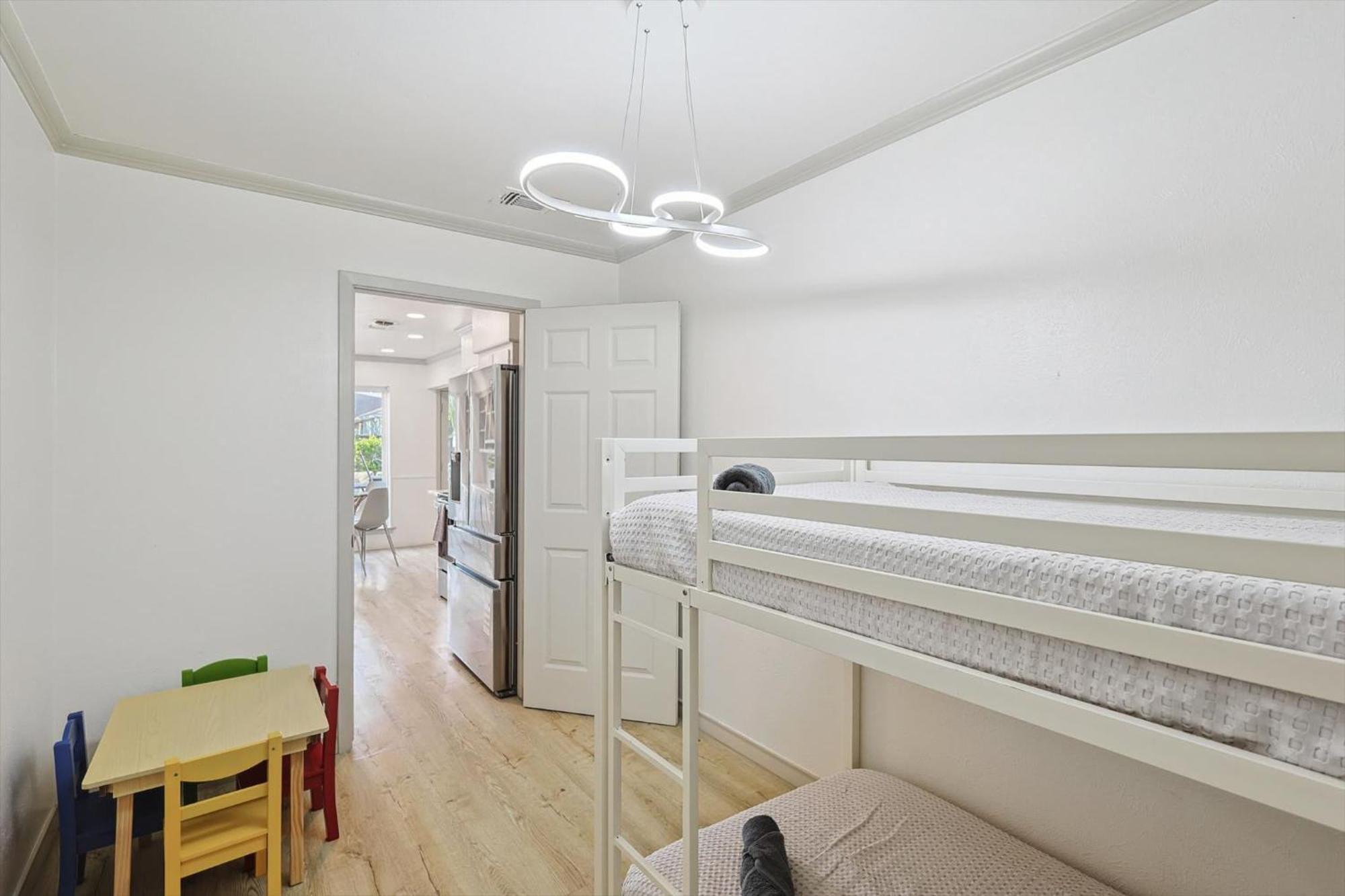 Spectacular 6br 2,5ba With Pool Сasa de vacaciones